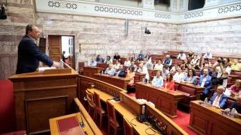 Αγωνιά ο ΣΥΡΙΖΑ στην αίθουσα αναμονής για τη γέννηση του κόμματος Τσίπρα Αγωνιά ο ΣΥΡΙΖΑ στην αίθουσα αναμονής για τη γέννηση του κόμματος Τσίπρα
