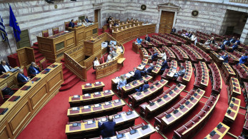 Βουλή: η κυβέρνηση φράζει τον διάδρομο εισβολής - Η αντιπολίτευση κλείνει το μάτι στους διακινητές Βουλή: η κυβέρνηση φράζει τον διάδρομο εισβολής - Η αντιπολίτευση κλείνει το μάτι στους διακινητές