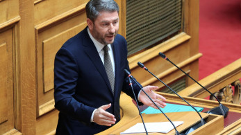 Σε vertigo το ΠΑΣΟΚ: «παρών» και στην τροπολογία για το άσυλο Σε vertigo το ΠΑΣΟΚ: «παρών» και στην τροπολογία για το άσυλο