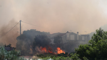 Μεγάλη φωτιά στο Πικέρμι, έφτασε στα Σπάτα - Ζημιές σε σπίτια, απεγκλωβισμοί, εκκενώσεις (video)