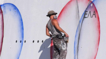 Aiva: ο οραματιστής της «Μετά-τέχνης» στους τοίχους της Αθήνας (photos)