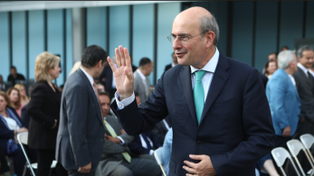 Κωστής Χατζηδάκης: Ψήφος εμπιστοσύνης η πρόταση εξαγοράς του Χρηματιστηρίου Αθηνών (video) Κωστής Χατζηδάκης: Ψήφος εμπιστοσύνης η πρόταση εξαγοράς του Χρηματιστηρίου Αθηνών (video)