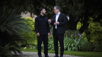 Στο Λονδίνο ο Ζελένσκι: συναντήσεις με Στάρμερ και βασιλιά Κάρολο για αμυντική ενίσχυση και πίεσεις στη Ρωσία Στο Λονδίνο ο Ζελένσκι: συναντήσεις με Στάρμερ και βασιλιά Κάρολο για αμυντική ενίσχυση και πίεσεις στη Ρωσία