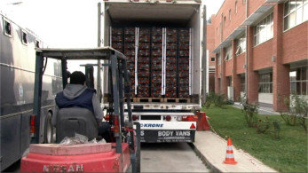 Φορτηγό-παγίδα στη Θεσσαλονίκη: μετέφερε παράνομα 16 μετανάστες