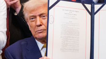 Τραμπ: Νόμος για κρυπτονομίσματα με υπογραφή και υπονοούμενα – Τι είπε για εμπόριο και δασμούς