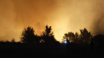 Ισπανία: Μάχη με «πύρινους στροβίλους» δίνουν οι πυροσβεστικές δυνάμεις στο βόρειο τμήμα