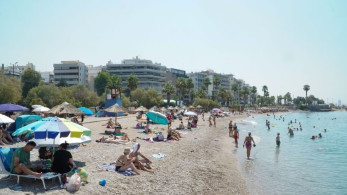 Καύσωνας: ποιοι κινδυνεύουν περισσότερο - Πώς να προστατευτούμε