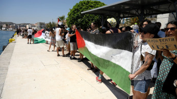 Ο αντισημιτισμός δείχνει τα δόντια του