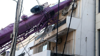 Περιστέρι: Γερανός έπεσε πάνω σε διώροφο σπίτι - Τι συνέβη