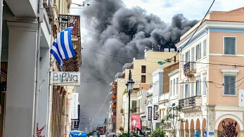 ΑΑΔΕ: καταστράφηκαν ολοσχερώς τα οχήματα στο Τελωνείο Πάτρας