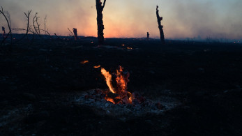 Η φωτιά που... καίει τη συνείδηση