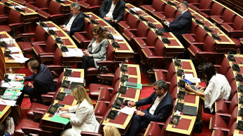 Συγκρούσεις στη Βουλή για την Προανακριτική - Η ΝΔ αρνείται συμμετοχή σε σκανδαλολογία Συγκρούσεις στη Βουλή για την Προανακριτική - Η ΝΔ αρνείται συμμετοχή σε σκανδαλολογία