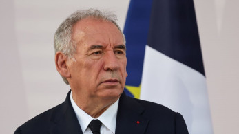Βράζει η Γαλλία για μέτρα-σοκ από Μπαϊρού - Περικοπές 3.000 θέσεων στο Δημόσιο και κατάργηση 2 αργιών Βράζει η Γαλλία για μέτρα-σοκ από Μπαϊρού - Περικοπές 3.000 θέσεων στο Δημόσιο και κατάργηση 2 αργιών