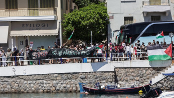 Άγιος Νικόλαος: διαμαρτυρία για το ισραηλινό κρουαζιερόπλοιο - Τρεις προσαγωγές Άγιος Νικόλαος: διαμαρτυρία για το ισραηλινό κρουαζιερόπλοιο - Τρεις προσαγωγές