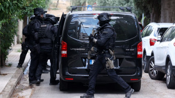 Χολαργός: άνδρας έχει ταμπουρωθεί σε διαμέρισμα - Εκκενώνεται η πολυκατοικία