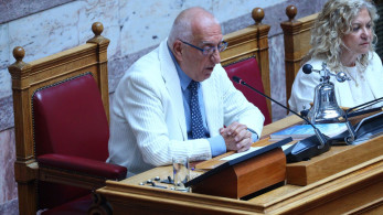 Ατάκα-«φωτιά» του Κακλαμάνη στην Κωνσταντοπούλου που διέκοπτε συνεχώς τον Μητσοτάκη (video) Ατάκα-«φωτιά» του Κακλαμάνη στην Κωνσταντοπούλου που διέκοπτε συνεχώς τον Μητσοτάκη (video)