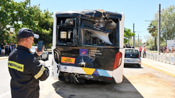 Σύγκρουση λεωφορείου με ΙΧ στη λεωφόρο Συγγρού - Αρκετοί τραυματίες (video)