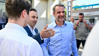 Επίσκεψη Μητσοτάκη στην εταιρεία που κατασκευάζει τους πρώτους ελληνικούς δορυφόρους (photos)