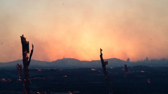 Αντίξοες οι συνθήκες στη φωτιά στα ορεινά των Χανίων - Στόχος να μη φτάσει στην Παλαιόχωρα