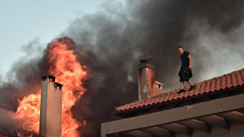 Σε γενική επιφυλακή μπαίνει ο κρατικός μηχανισμός - Ανεξέλεγκτα τα πύρινα μέτωπα