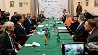 Ζελένσκι: συναντήθηκε με τους Ευρωπαίους ηγέτες πριν δει τον Τραμπ - «Συντονίσαμε τις θέσεις μας» (video)