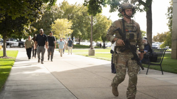 Μια σφαίρα στη Γιούτα: Βρέθηκε το όπλο που δολοφόνησε τον Κερκ - Συνεχίζεται το ανθρωποκυνηγητό (video)