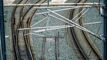 Τέμπη: Στον ΣΥΡΙΖΑ σιγά σιγά παίρνουν αποστάσεις από τα ξυλόλια και τα παράνομα φορτία Τέμπη: Στον ΣΥΡΙΖΑ σιγά σιγά παίρνουν αποστάσεις από τα ξυλόλια και τα παράνομα φορτία