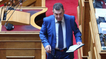 Νίκος Παπαδόπουλος: ο καρδιοχειρουργός που «χειρουργεί» κόμματα και εκθέματα