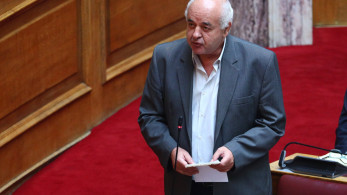 Ζαχαρός για Καραθανασόπουλο: Τάζει λαγούς με πετραχήλια για μικροκομματικά παιχνίδια (video) Ζαχαρός για Καραθανασόπουλο: Τάζει λαγούς με πετραχήλια για μικροκομματικά παιχνίδια (video)