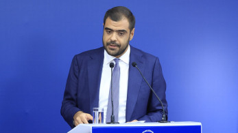 Παύλος Μαρινάκης: Το μνημείο του Αγνώστου Στρατιώτη δεν ανήκει σε κανέναν μεμονωμένα Παύλος Μαρινάκης: Το μνημείο του Αγνώστου Στρατιώτη δεν ανήκει σε κανέναν μεμονωμένα