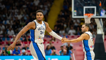 Ελλάδα-Ιταλία 75-66: Εντυπωσιακή πρεμιέρα στο Eurobasket για την Εθνική Ελλάδος Ελλάδα-Ιταλία 75-66: Εντυπωσιακή πρεμιέρα στο Eurobasket για την Εθνική Ελλάδος
