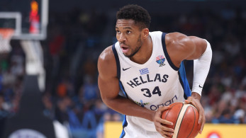 EuroBasket: Αντετοκούνμπο πασάρει, Αντετοκούνμπο σκοράρει (video)