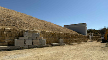 Μενδώνη: Παραδίδεται έως τις αρχές του 2028 ο Τύμβος Καστά