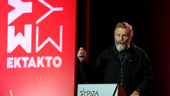 Διακοπάρες στη Μύκονο για τον σύντροφο Γκλέτσο που «τελείωσε» από την πολιτική