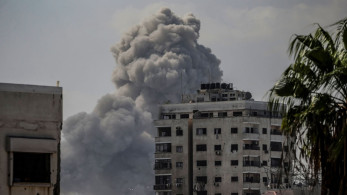 Οι Παλαιστίνιοι εγκαταλείπουν τη Γάζα καθώς η χερσαία επιχείρηση του Ισραήλ βρίσκεται σε πλήρη εξέλιξη (video)