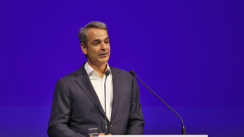 Κυριάκος Μητσοτάκης στη Θεσσαλονίκη: Δίνουμε 120 εκατ. ευρώ για τη ΔΕΘ Κυριάκος Μητσοτάκης στη Θεσσαλονίκη: Δίνουμε 120 εκατ. ευρώ για τη ΔΕΘ