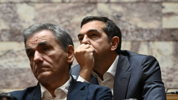 Η «αφωνία» Τσίπρα φέρνει εσωστρέφεια: Μίλα, ρε, τι σου ζητάνε Η «αφωνία» Τσίπρα φέρνει εσωστρέφεια: Μίλα, ρε, τι σου ζητάνε