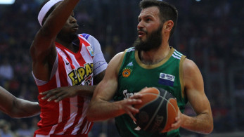 Σαν σήμερα: από τον Φώτση στον Αντετοκούνμπο - Η ελληνική διαδρομή στο ΝΒΑ