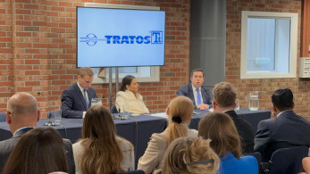 Το «ελληνικό μοντέλο» στη μετανάστευση παρουσίασε ο Νότης Μηταράκης στους Συντηρητικούς της Βρετανίας