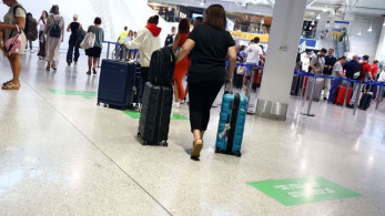 Χάος και σήμερα στα αεροδρόμια - Ακυρώνονται οι μισές πτήσεις των Βρυξελλών μετά την κυβερνοεπίθεση