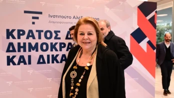 Η Λούκα Κατσέλη και ο ψυχίατρος του Τσίπρα