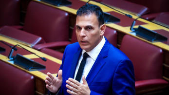 Μάστιγα: αριστερός λαϊκισμός, τοξικότητα και fake news δηλητηριάζουν την κοινωνία