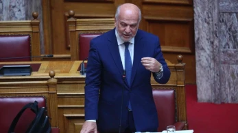 Φλωρίδης για άρθρο Μαραντζίδη: Παραδέχεται ότι η αναμέτρηση θα είναι Μητσοτάκης ή ένα «μάτσο χάλια» Φλωρίδης για άρθρο Μαραντζίδη: Παραδέχεται ότι η αναμέτρηση θα είναι Μητσοτάκης ή ένα «μάτσο χάλια»