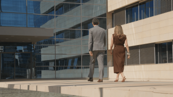 "Empowering Future Leaders": Η HELLENiQ ENERGY επενδύει στη νέα γενιά επαγγελματιών