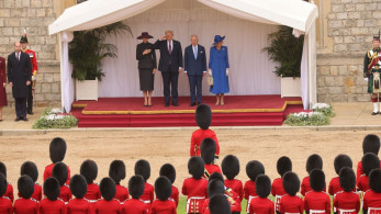 Βρετανία: Κάρολος και Καμίλα υποδέχθηκαν το ζεύγος Τραμπ