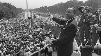 «I have a dream» - Σαν σήμερα ο Μάρτιν Λούθερ Κινγκ λαμβάνει το Νόμπελ Ειρήνης «I have a dream» - Σαν σήμερα ο Μάρτιν Λούθερ Κινγκ λαμβάνει το Νόμπελ Ειρήνης