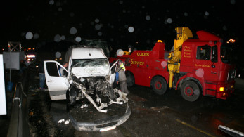 Θανατηφόρο τροχαίο στις Αφίδνες με δύο νεκρούς και άγνωστο αριθμό τραυματιών