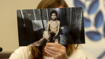 Ελεύθερος ο όμηρος της Χαμάς που έσκαβε τον τάφο του - Η στιγμή της επανασύνδεσης (video) Ελεύθερος ο όμηρος της Χαμάς που έσκαβε τον τάφο του - Η στιγμή της επανασύνδεσης (video)