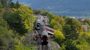 Ellinikahoaxes: Τι ισχύει για τα τρένα που συγκρούστηκαν μετωπικά στη Σλοβακία και ποιες οι διαφορές με τα Τέμπη