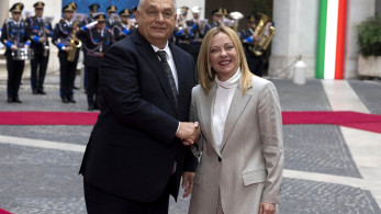 Ιταλία: Η Μελόνι υπερασπίζεται την ευρωπαϊκή γραμμή απέναντι στη φιλορωσική στάση Όρμπαν